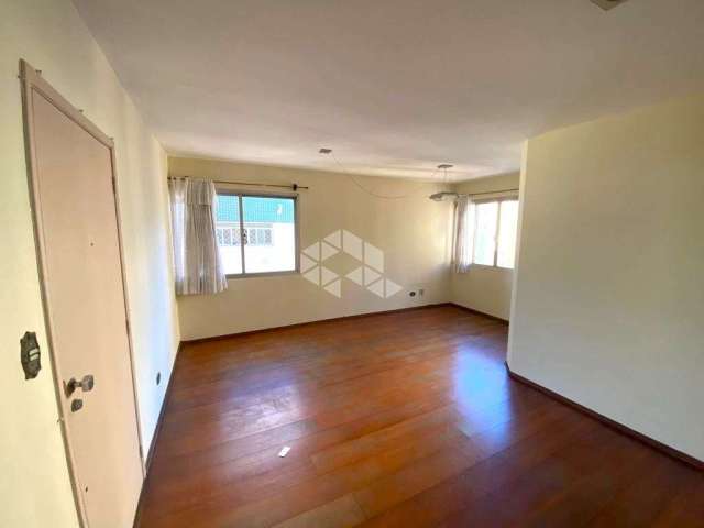 Apartamento a venda na Pompéia com 78m² A.U., 2 dorms., 1 vaga demarcada