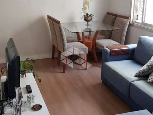 Apartamento 02 dormitórios, semimobiliado, à venda no passo d'areia