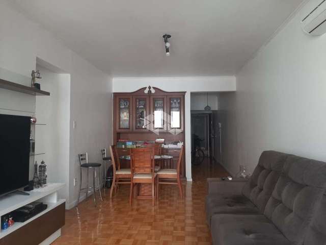 Apartamento 2 dormitórios, reformado, andar alto, com 83,14m2