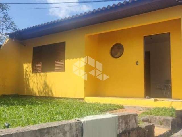 Casa de Dormitorios em Terreno de 10 x 30