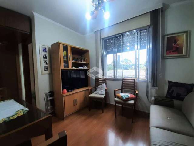 Apartamento 2 dormitorios / reformado e vaga rotativa