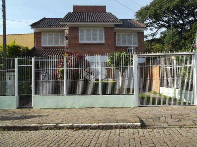 Casa com 3 dorm/quartos bairro teresópolis em porto alegre