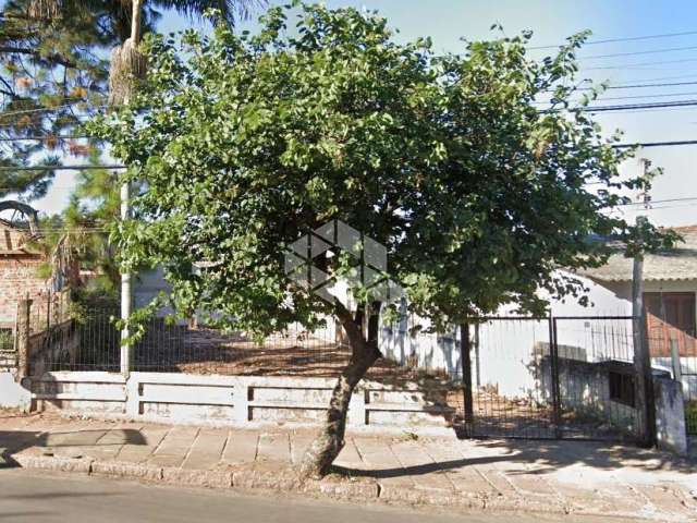 Terreno a venda a no bairro Camaquã.