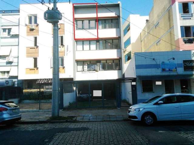 No Menino Deus, sala de cobertura com box duplo