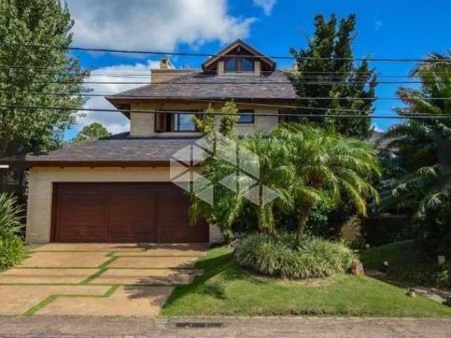 Casa em Condomínio com 4 dormitórios, 4 suítes, 6 vagas no Terra Ville