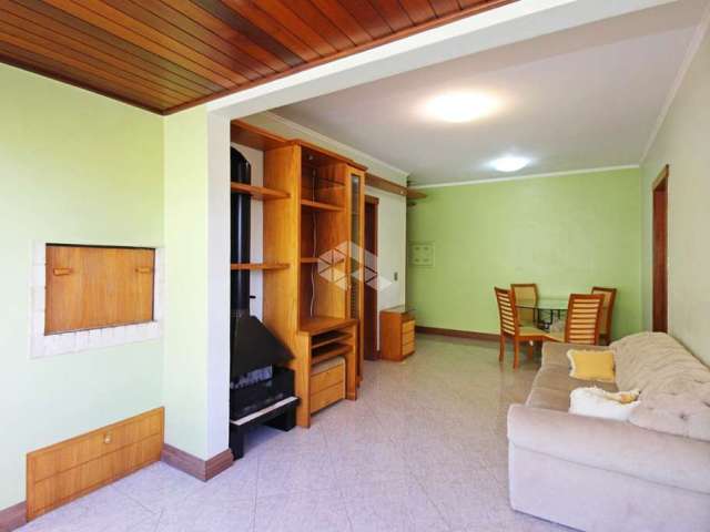 Apartamento 2d, 01 suite, 01 garagem, churrasq e lareira