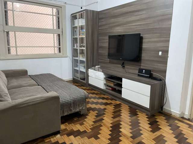 Apartamento com 3 dormitórios no bairro Centro Histórico