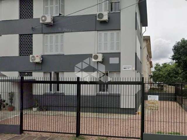 Apartamento térreo com 2 dormitórios 2 vagas  à venda  - São Sebastião - Porto Alegre/RS