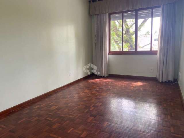 Apartamento de 3 quartos com 1 vaga coberta no bairro Petropolis