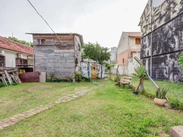 Terreno 14x70 no bairro Tristeza (Aceita propostas)