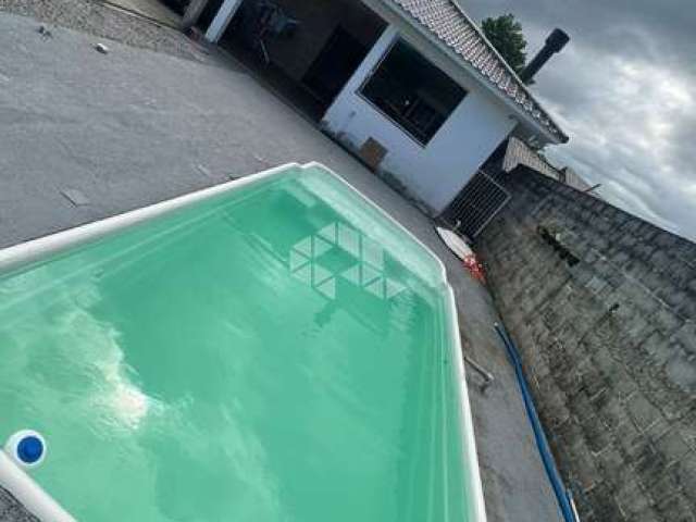 Casa com piscina Governador Celso Ramos