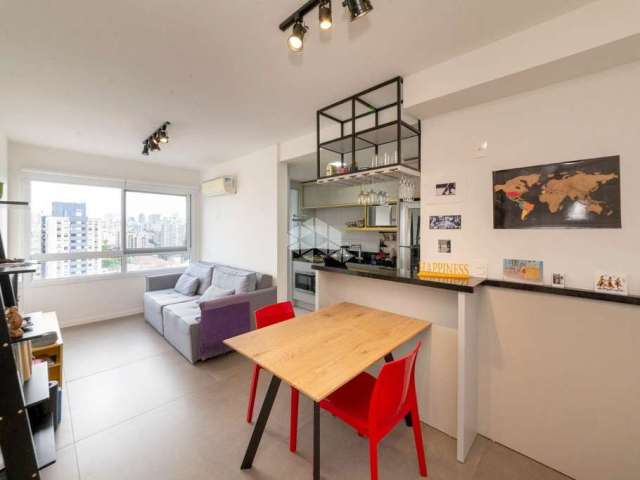 Apartamento  Semi Mobiliado no Di Bento com duas vagas individuais