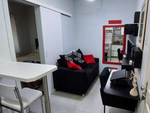 Apartamento térreo no bairro Praia de Belas