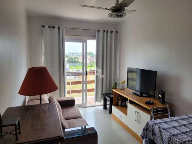 Excelente Apartamento amplo mobiliado de 1 dormitório com sacada aberta, sol norte e localização privilegiada no bairro Passo D'areia