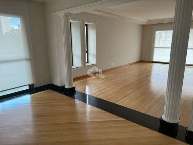 Vendo Apartamento 247m² 3 Suítes 4 Vagas Vila Suzana São Paulo SP