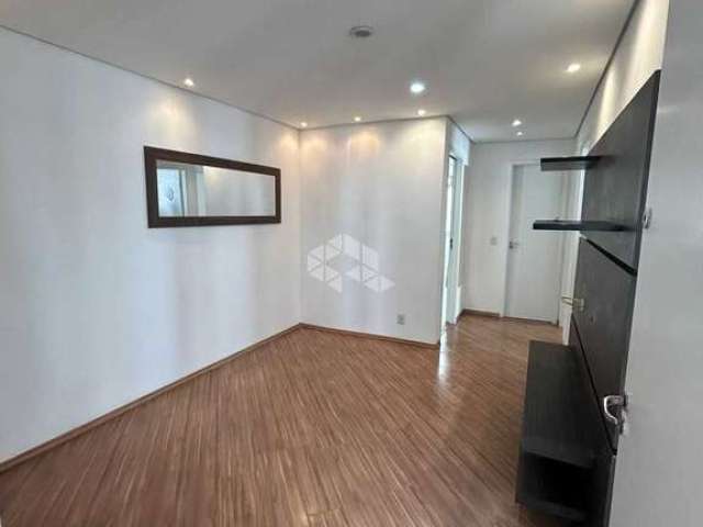 Vendo Apartamento 49m² 2 dormitórios Sem Vaga de Garagem na Vila Indiana Taboão da Serra - SP