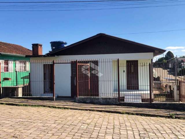 Casa 4 dormitórios 204,30m² no bairro capivari