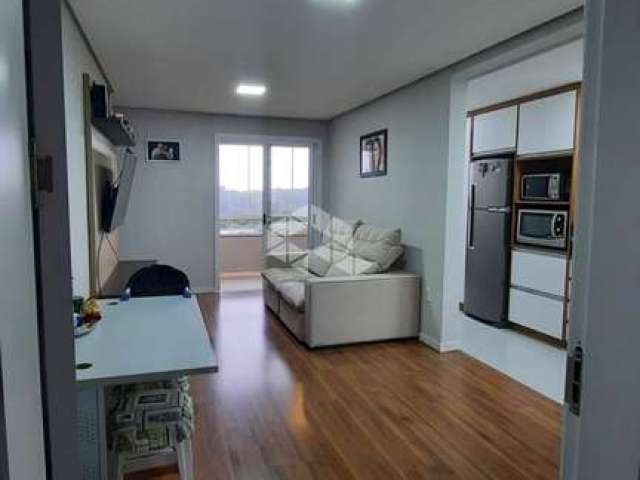 Vendo lindo apartamento semimobiliado no Bairro N.S. da Saúde, frente norte com 3 dormitórios,  sacada fechada , churrasqueira, elevador e 1 vaga de g