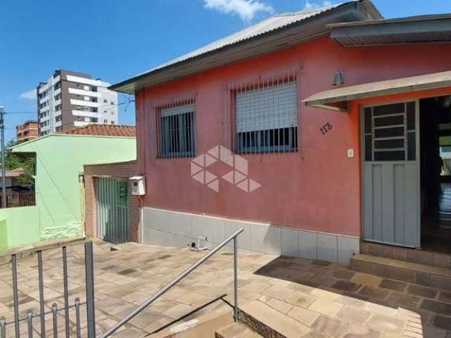 VENDE: Casa 02 dormitórios 137m² , no Rio Branco