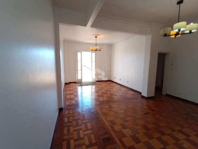 Apartamento 3 dormitórios, transformado em 2 dormitórios, 101,35 m² privativo,Floresta,Porto Alegre