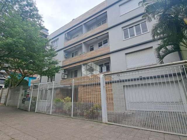 Apartamento de 2 dormitórios para venda no bairro Petrópolis em Porto Alegre.