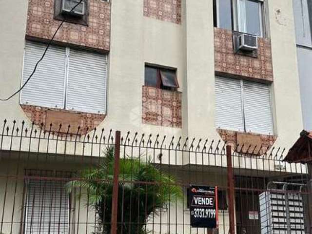 Apartamento 1 dormitorio com 86 metros privativos terreo com 2 patios.