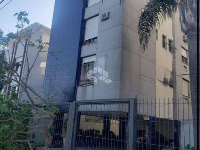 apartamento 2 dormitorios frente sacada churrasqueira, vaga para 2 carros.