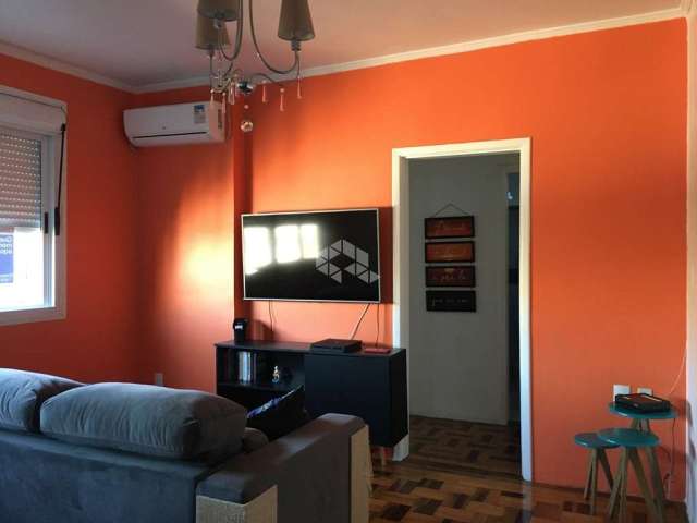 Apartamento, 2 dormitórios, 80 m² Privativos, Bairro Farroupilha, Porto Alegre