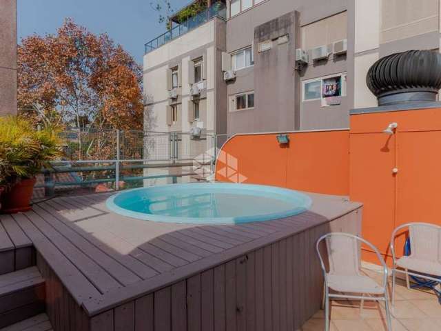 Cobertura com terraço a venda, vaga, bairro Rio Branco em Porto Alegre.