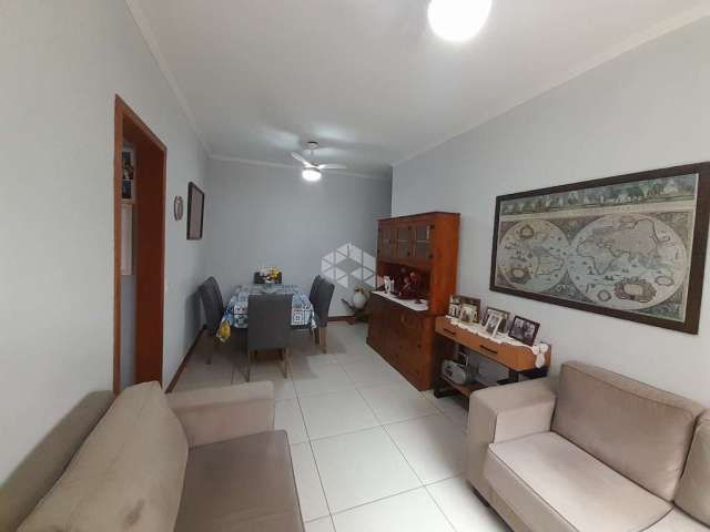 Vende-se Excelente Apartamento Térreo no Menino Deus!