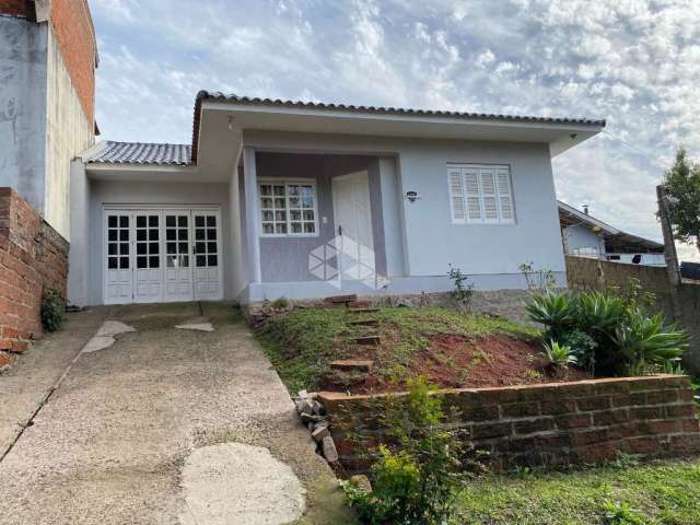 Casa em alvenaria com 2 dormitórios em Santa Cruz do Sul