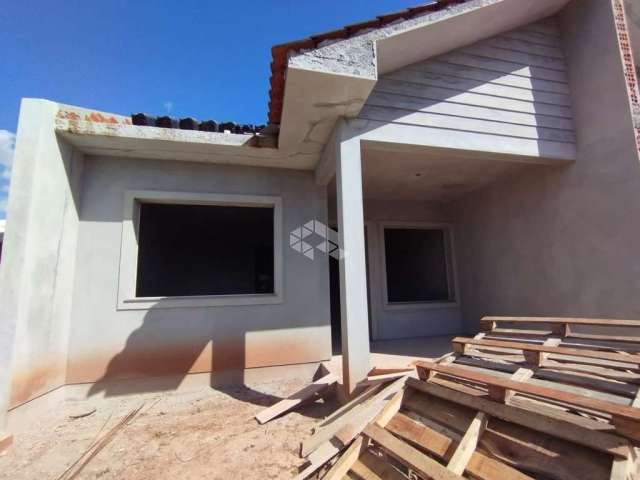 Casa geminada 02 dormitórios, com pátio, em Santa Cruz do Sul