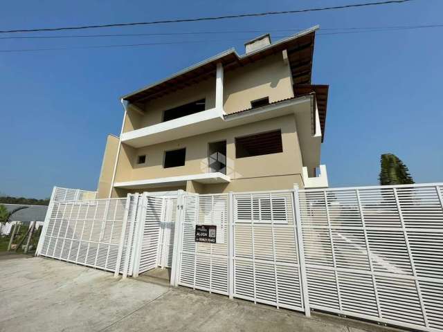 Casa à venda no centro de Vera Cruz