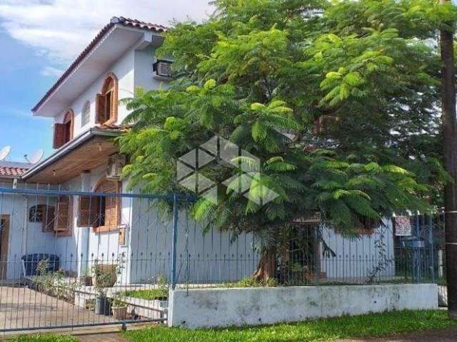 Casa Localizada Em Rua Asfaltada