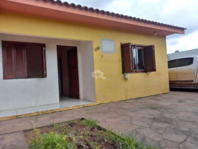 Casa à venda no bairro Pinheiro Machado.