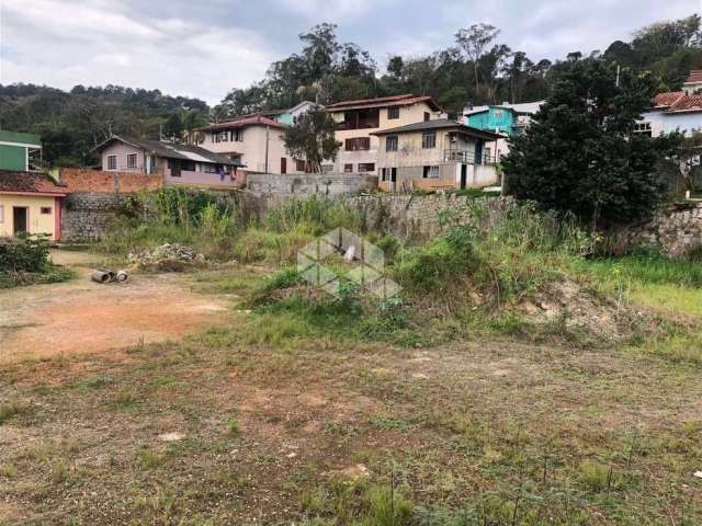 Terreno no bairro potecas, em são josé, sc, medindo 2,020m² de área total.