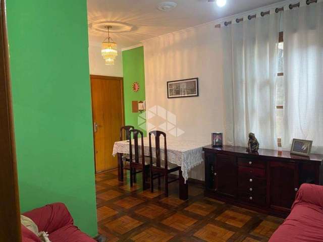 Apartamento 2 dormitórios no Bairro Santa Cecilia