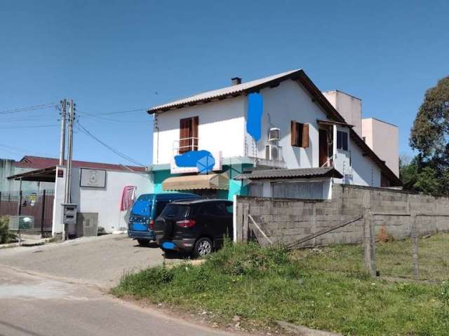 Excelente casa de dois pisos em Guaiba