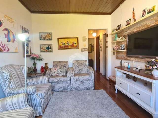 Casa com 4 dormitórios no Morro Santa Tereza