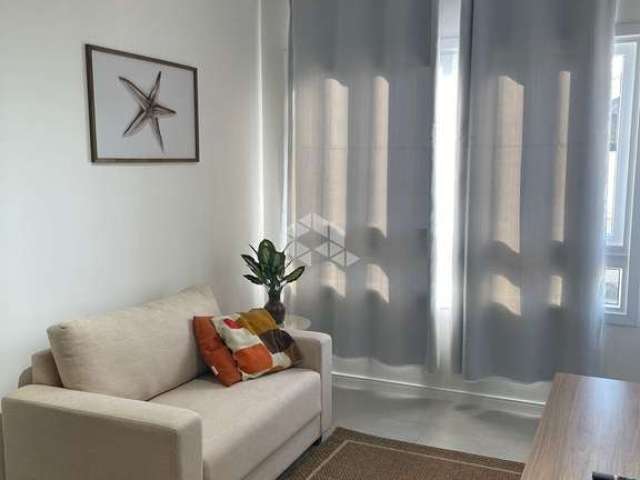 Apartamento 2 dormitórios no Bairro Teresópolis