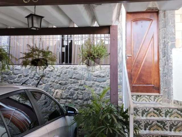 Casa a Venda na Vila Madalena 142m² com 3 Dormitórios e 1 vaga de garagem