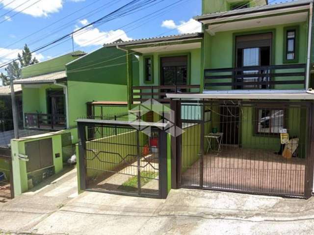 Lindo sobrado disponível para compra no bairro Desvio Rizzo