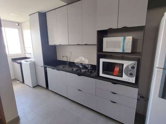 Apartamento novo, com mobília e eletrodomésticos com lacre de loja