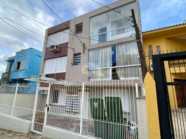 Apto de 2 dormitórios com 70m² no bairro Jardim Botânico