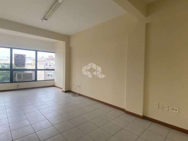 Sala de 27,19 m² com 1 vaga no bairro Passo de Areia.