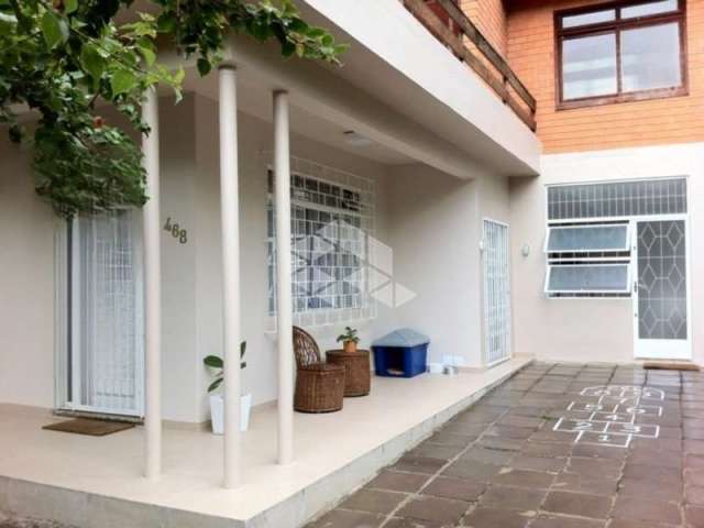 Casa com 3 dormitórios 152m²