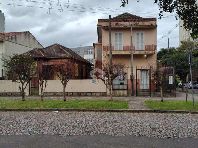 Terreno de 510 m², no bairro Passo da Areia em Porto Alegre