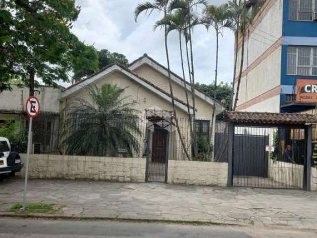 Casa com 3 dormitórios Residencial ou Comercial para venda junto Av. Cavalhada e Shopping Cavalhada