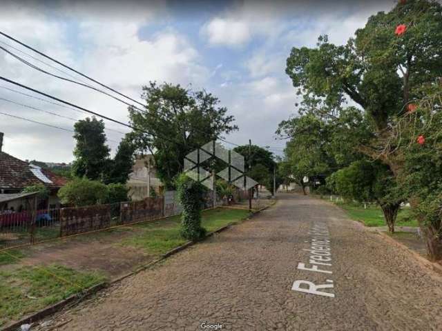 Terreno com projeto aprovado à venda na parte alta do Bairro Nonoai