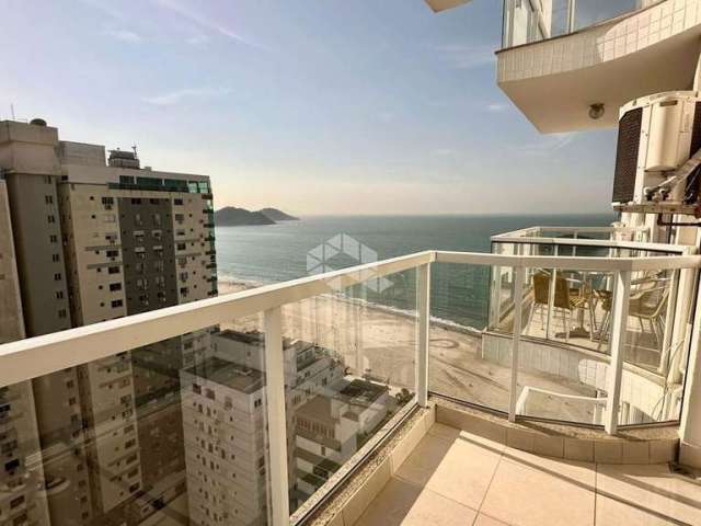 Apartamento Frente Mar com 04 Quartos